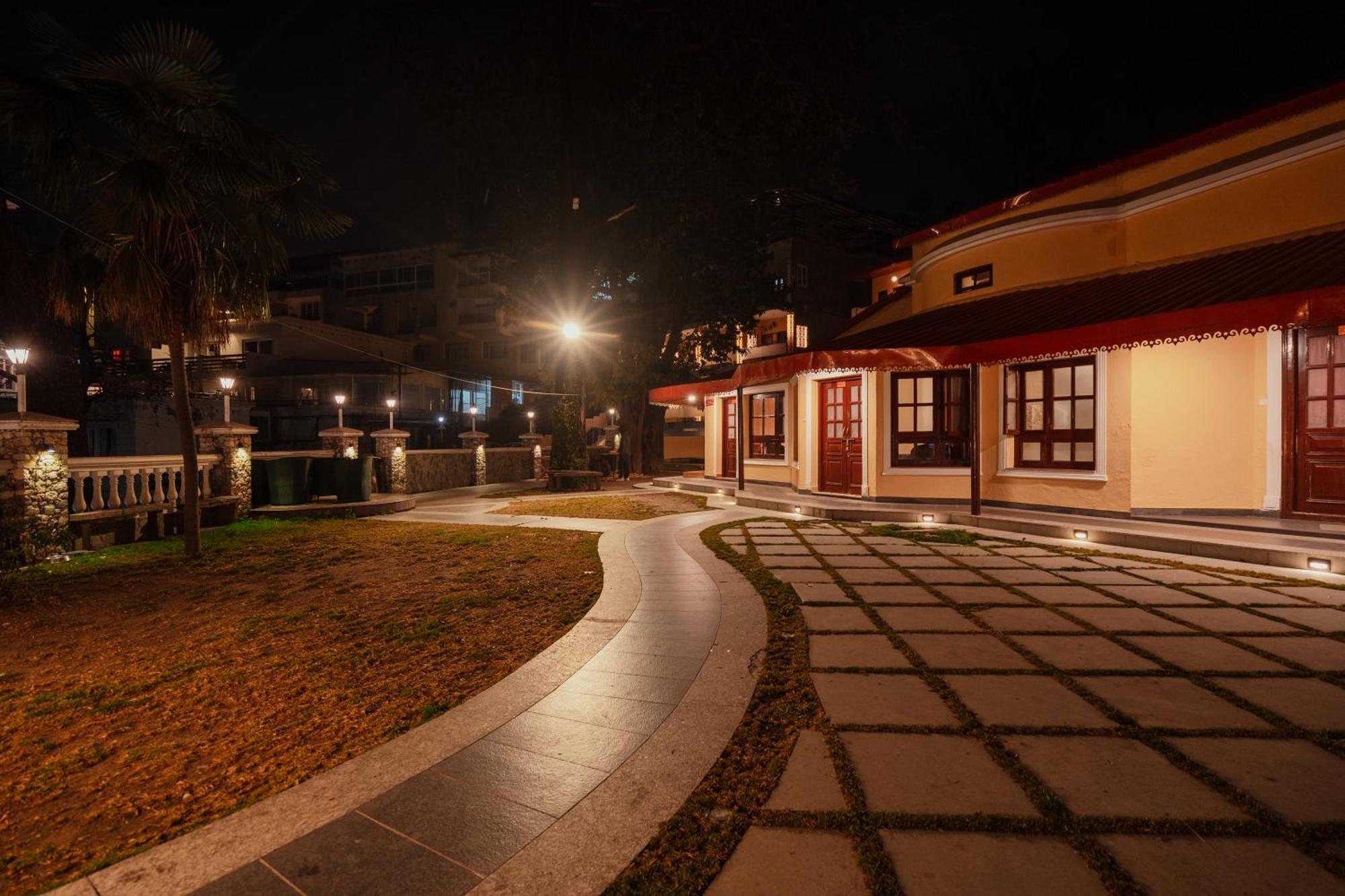 Hotel Bliss & Company By Hnh Masuri Exterior foto
