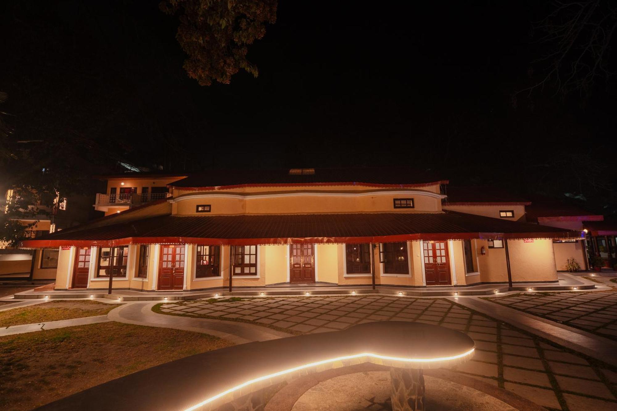 Hotel Bliss & Company By Hnh Masuri Exterior foto